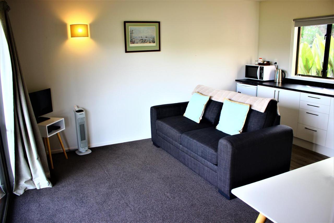 Duvauchelle Seaside Motel Dış mekan fotoğraf